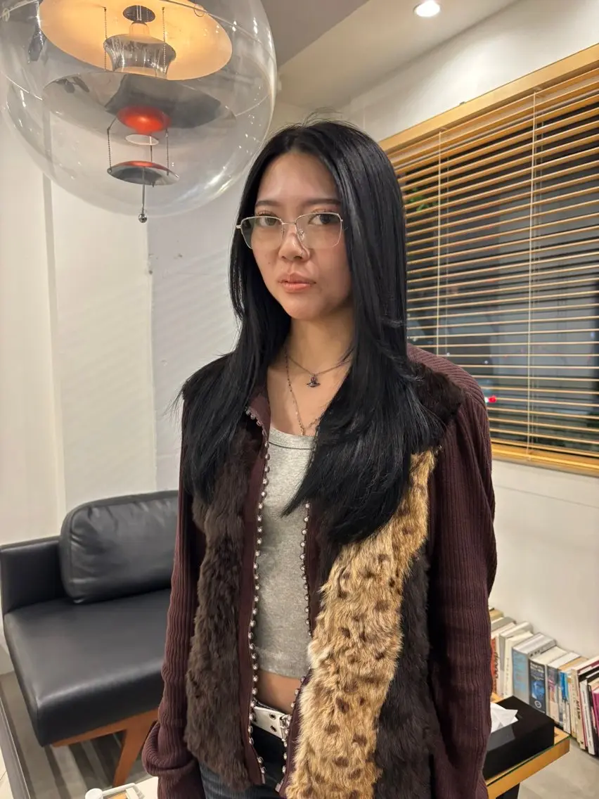 カラー 熊取谷 茉那のヘアスタイル