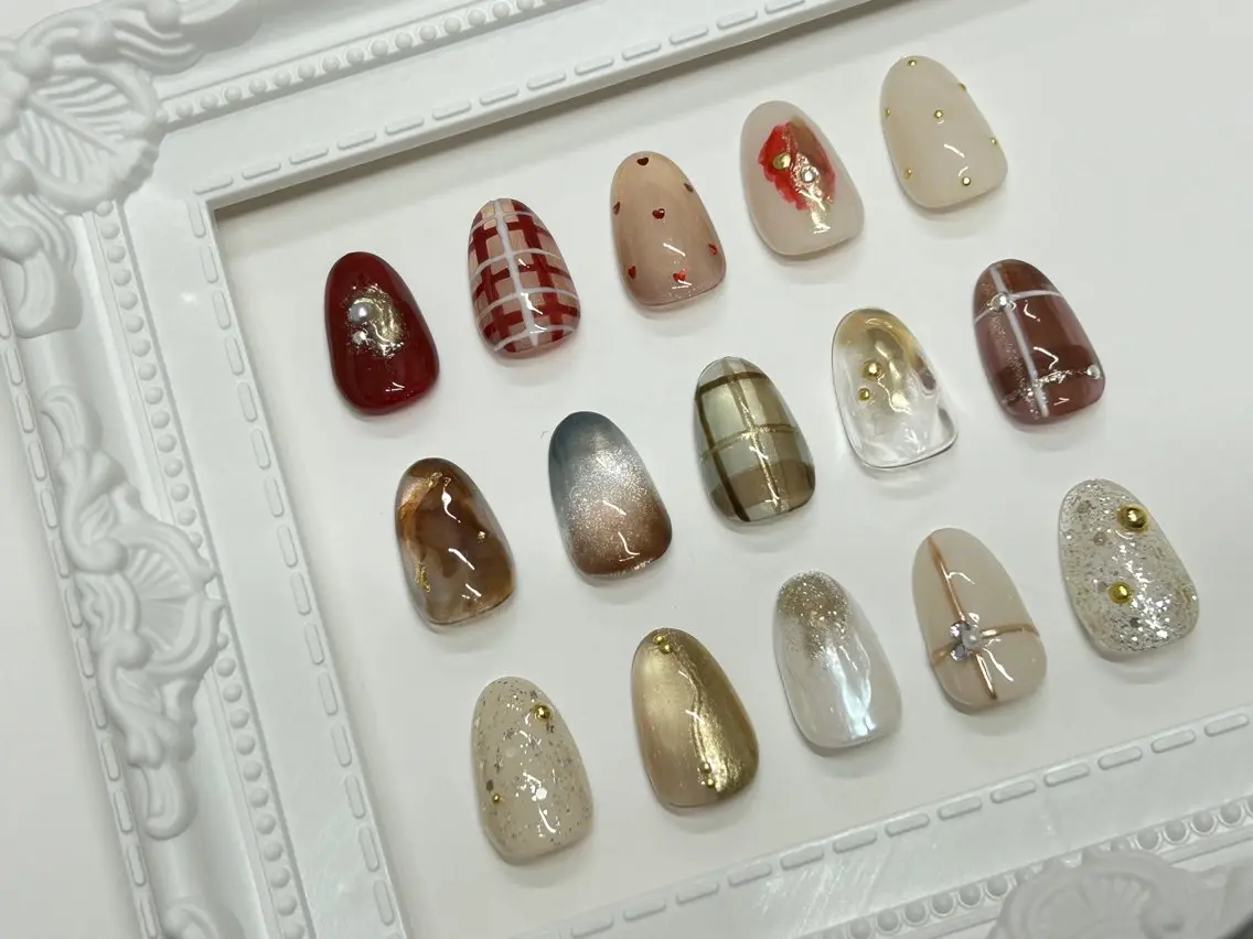ネイル e Rushiaのネイルデザイン