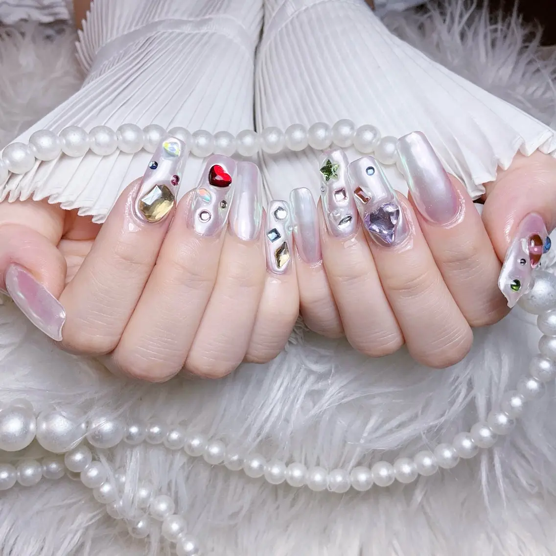 ネイル ハンドネイル 🍭Yun nail hyejin🌸のネイルデザイン