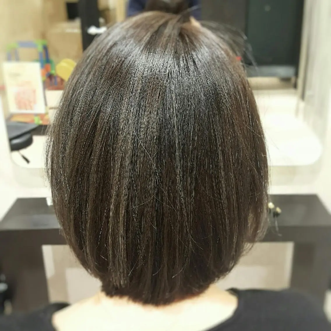 ショート カラー アッシュ グレージュ ハイライトカラー ハイライト 秋山 幸太のヘアスタイル