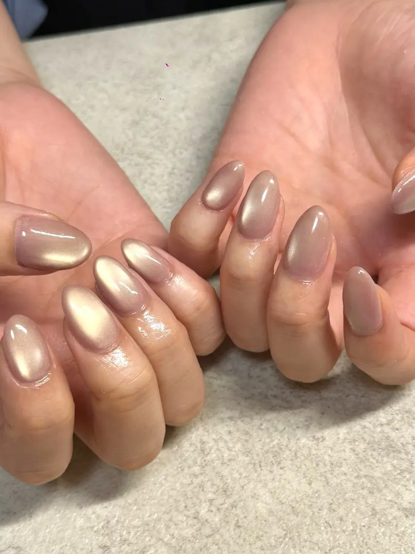 ネイル ハンドネイル ネイルルーム チャームのネイルデザイン