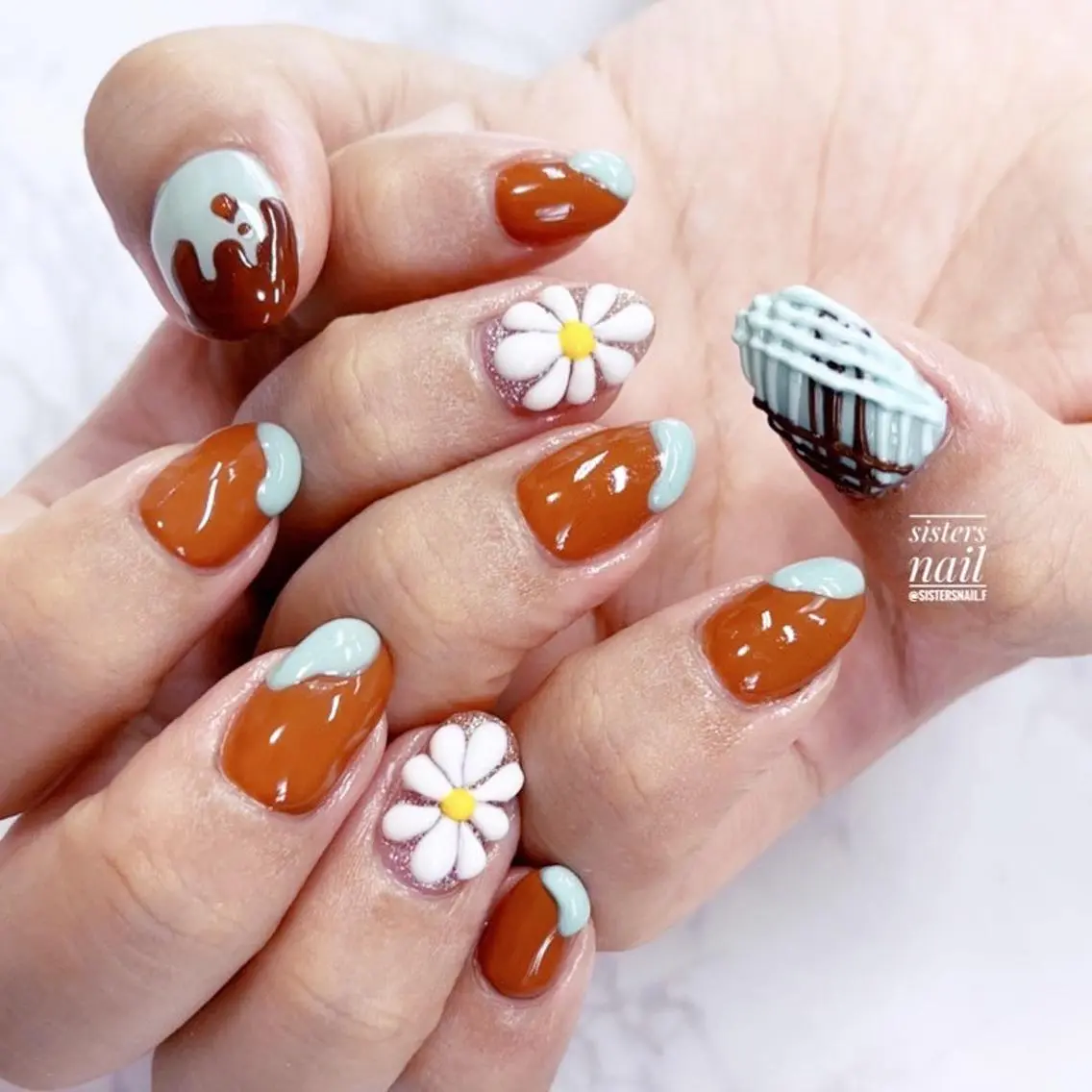 ネイル アートネイル フラワーネイル グリーン ぷっくりネイル 春ネイル sisters nail.fのネイルデザイン