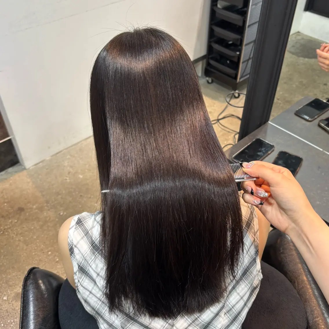 セミロング 縮毛矯正 艶髪カラー・縮毛矯正 ・レイヤーAsunaのヘアスタイル
