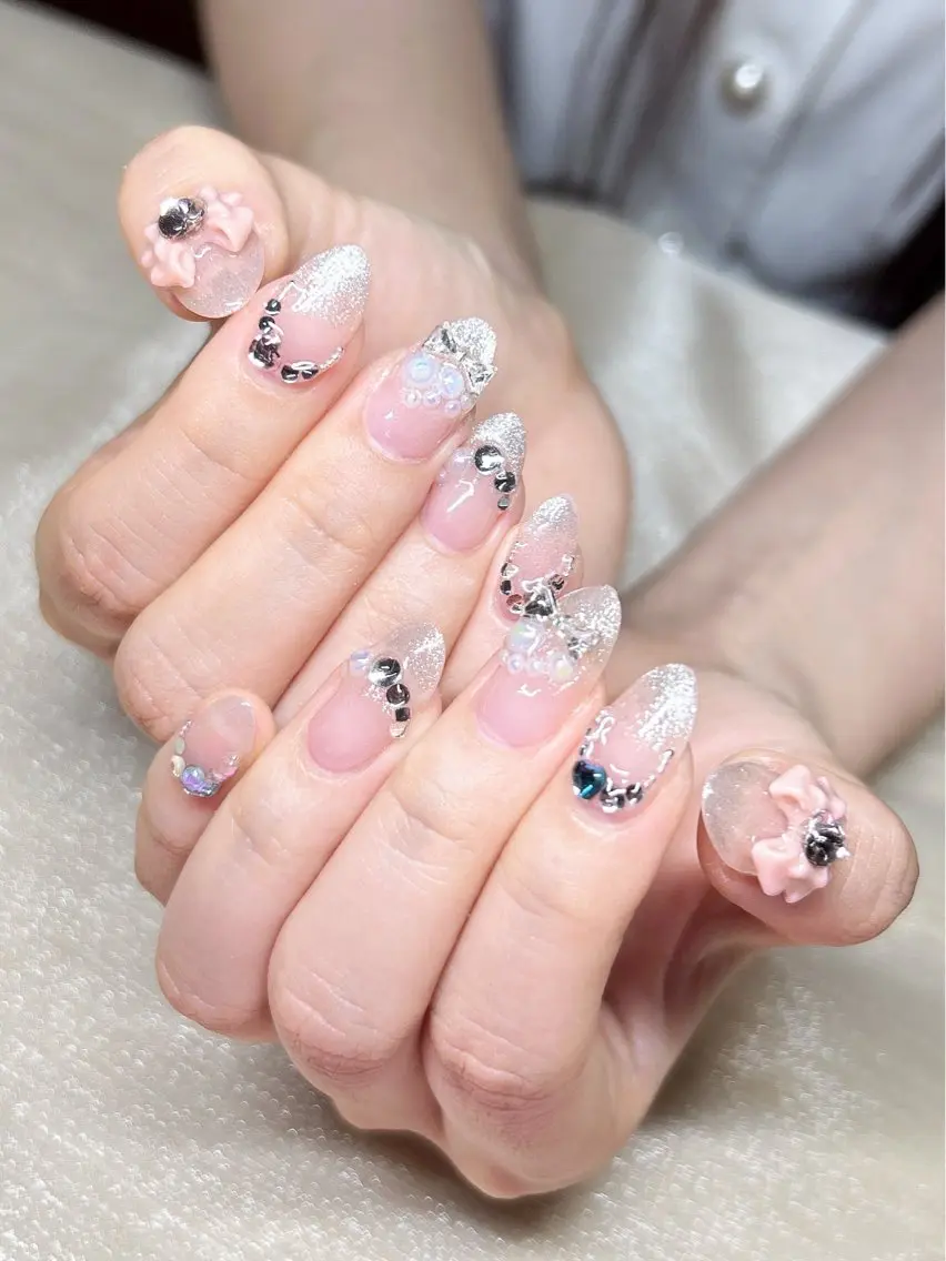 ネイル グラデーション マグネットネイル 持ち込み LUKA NAILのネイルデザイン