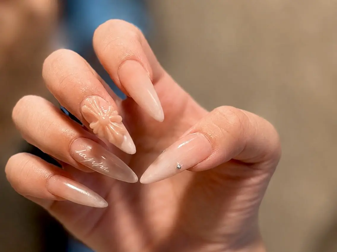 ネイル 韓国ネイル スカルプネイル ネイルチップ ワンホンネイル ハンドネイル nailstudio eviz新宿店のネイルデザイン