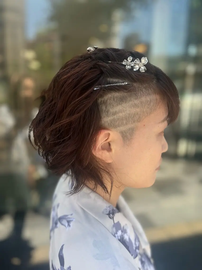 ショート ヘアアレンジ アートディレクター 尾内 友美のヘアスタイル