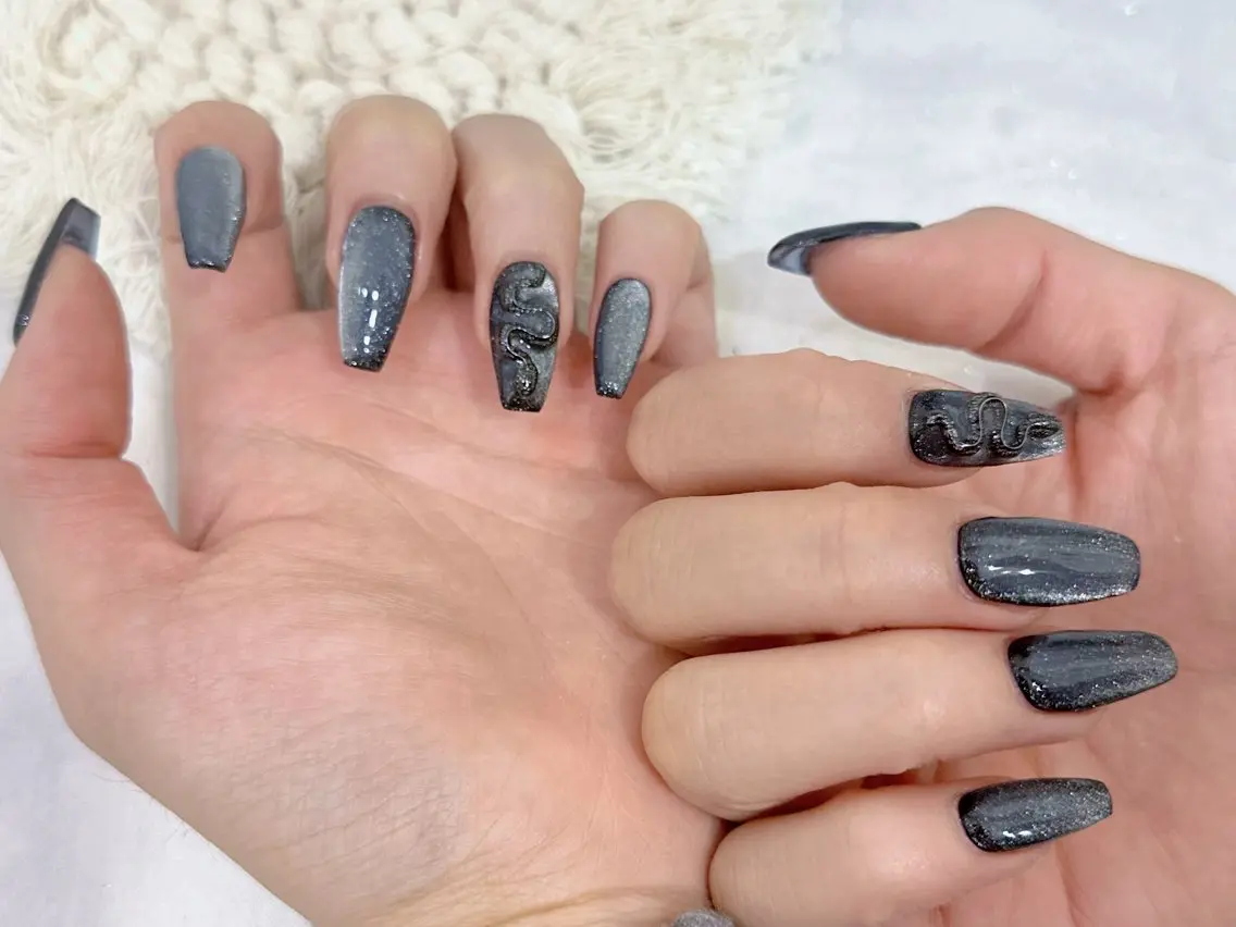 ネイル チークネイル マグネットネイル ワンカラーネイル Umi nail& eyelashのネイルデザイン