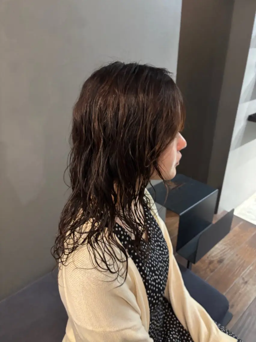セミロング パーマ パーマ 小野 愛花のヘアスタイル