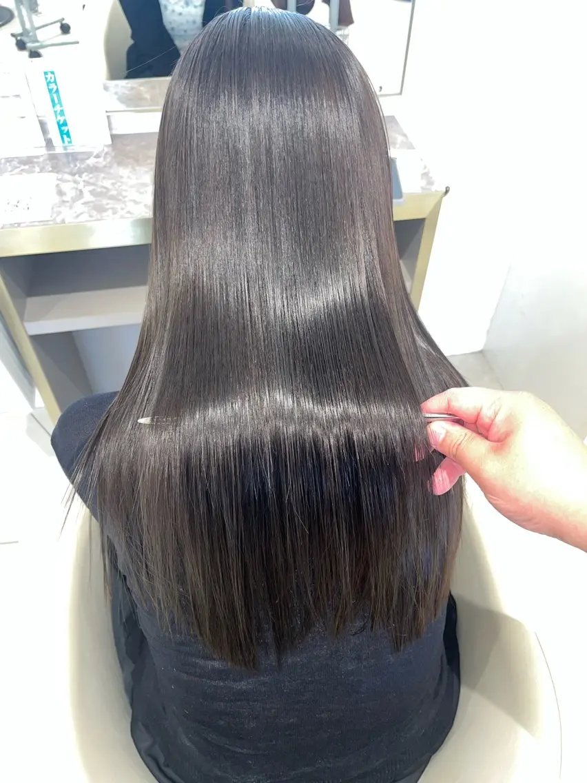 ロング 吹田 駿 髪質改善縮毛矯正のヘアスタイル