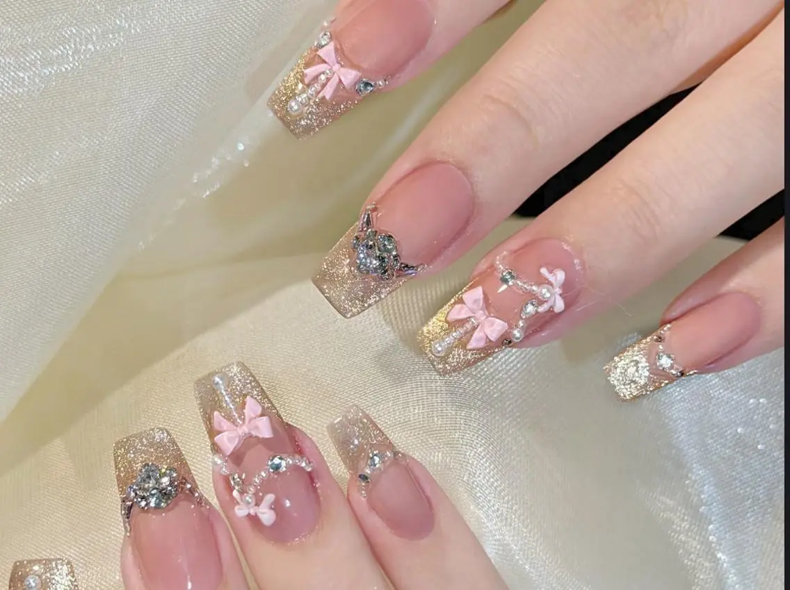 ネイル ハンドネイル Pure&Rich Nailのネイルデザイン