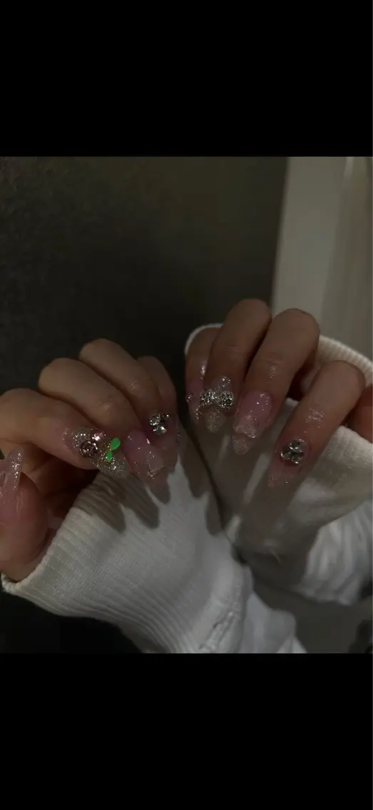 ネイル Oa. Kananoのネイルデザイン