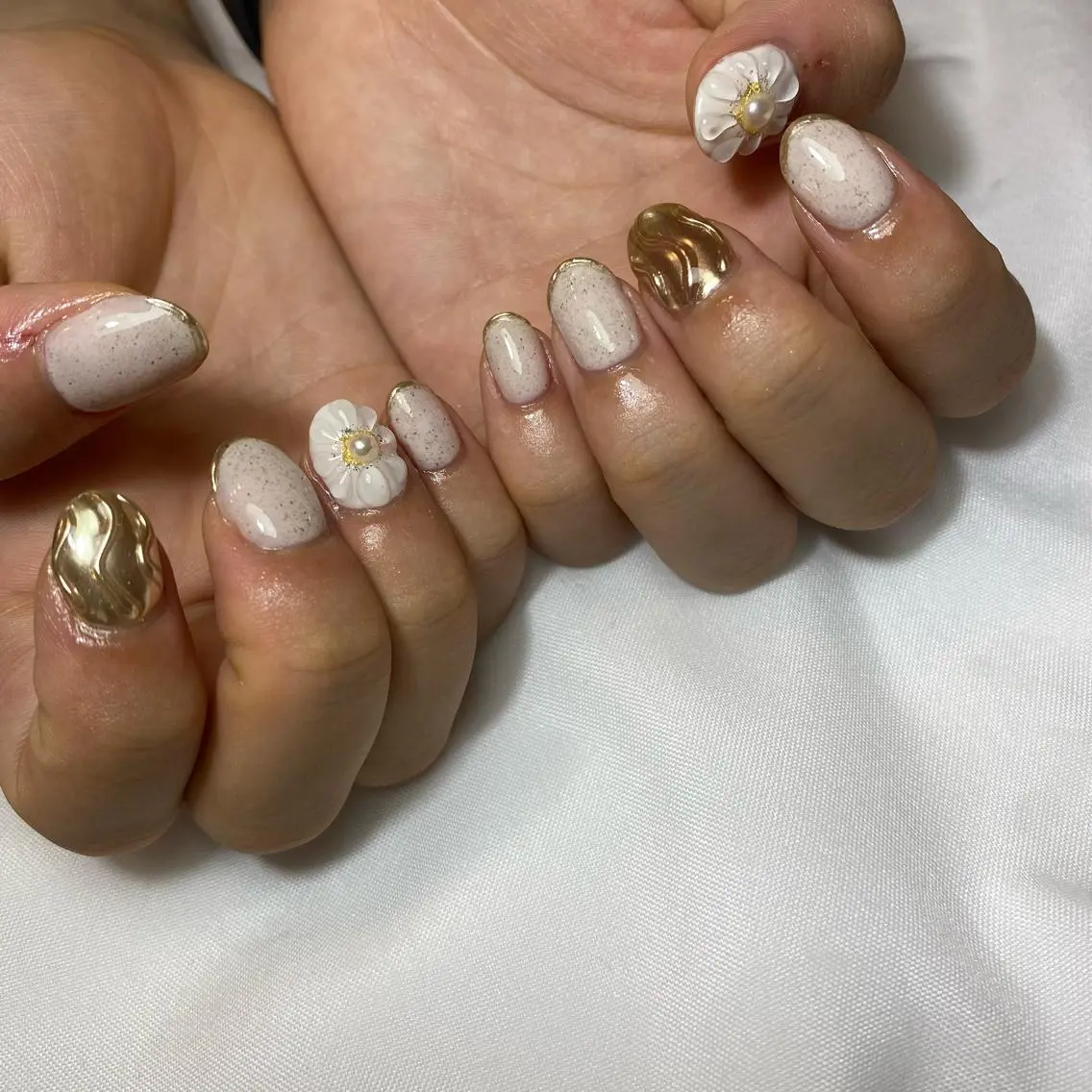 ネイル ジェルネイル ゴールド ハンドネイル mol 山田のネイルデザイン