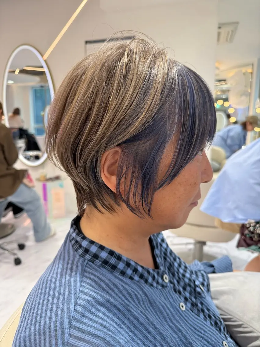 ショート カラー デザインカラー ショートヘア カット ヘアカラー 🌟TOSHI/透明 感カラー/ショートのヘアスタイル