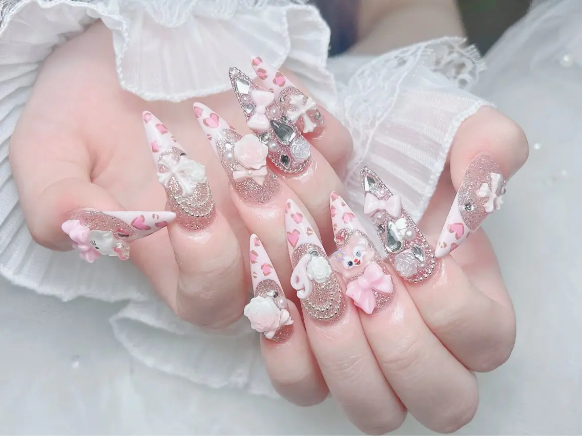 ネイル チークネイル 長さ出し フレンチネイル ジェルネイル ガーリー Sora  Nail Studioのネイルデザイン
