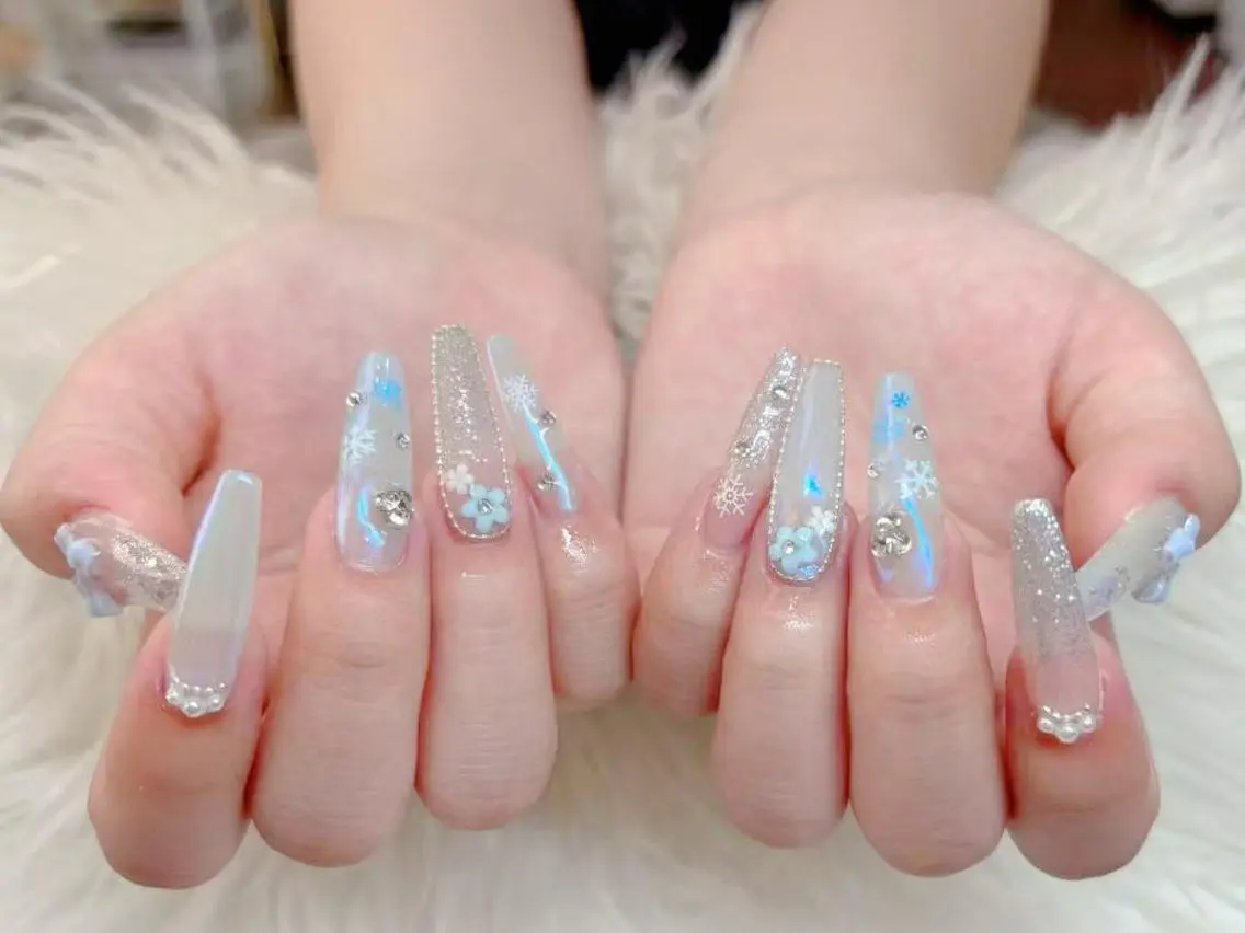 ネイル 長さ出し ジェルネイル 韓国ネイル 持ち込み パラジェル ハンドネイル ハンドケア Hana Bloom Nail💜Akiのネイルデザイン