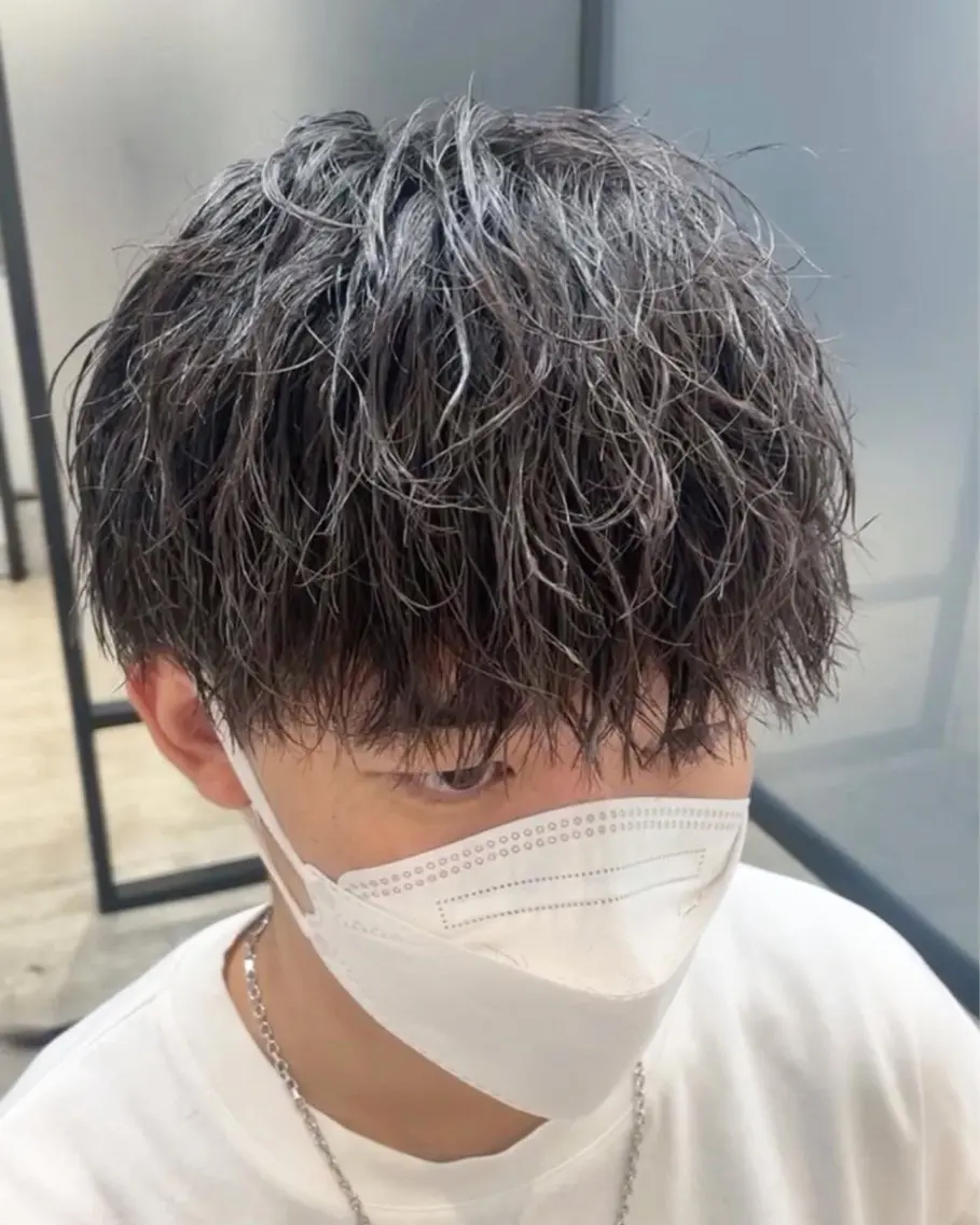 ショート カラー パーマ ヘアアレンジ メンズ キッズ メンズ特化美容師 aiの眉毛・アイブロウイメージ