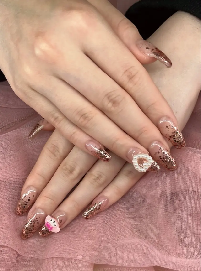 ネイル グラデーション ラメ(グリッター) ラメグラデーション ❀pom nail❀ aya.のネイルデザイン