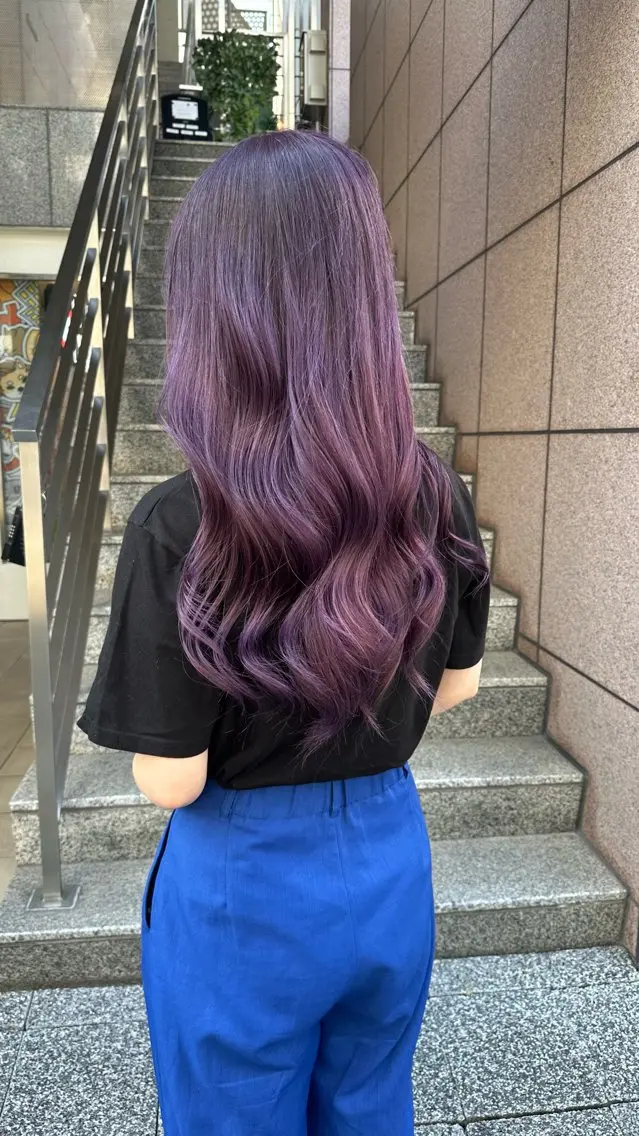 ロング カラー ブリーチ ハイトーンカラー ラベンダーカラー ブリーチなしカラー ボブ ヘアカラー トリートメント REINA☁️透明感 カラー/ぷつっと♡のヘアスタイル