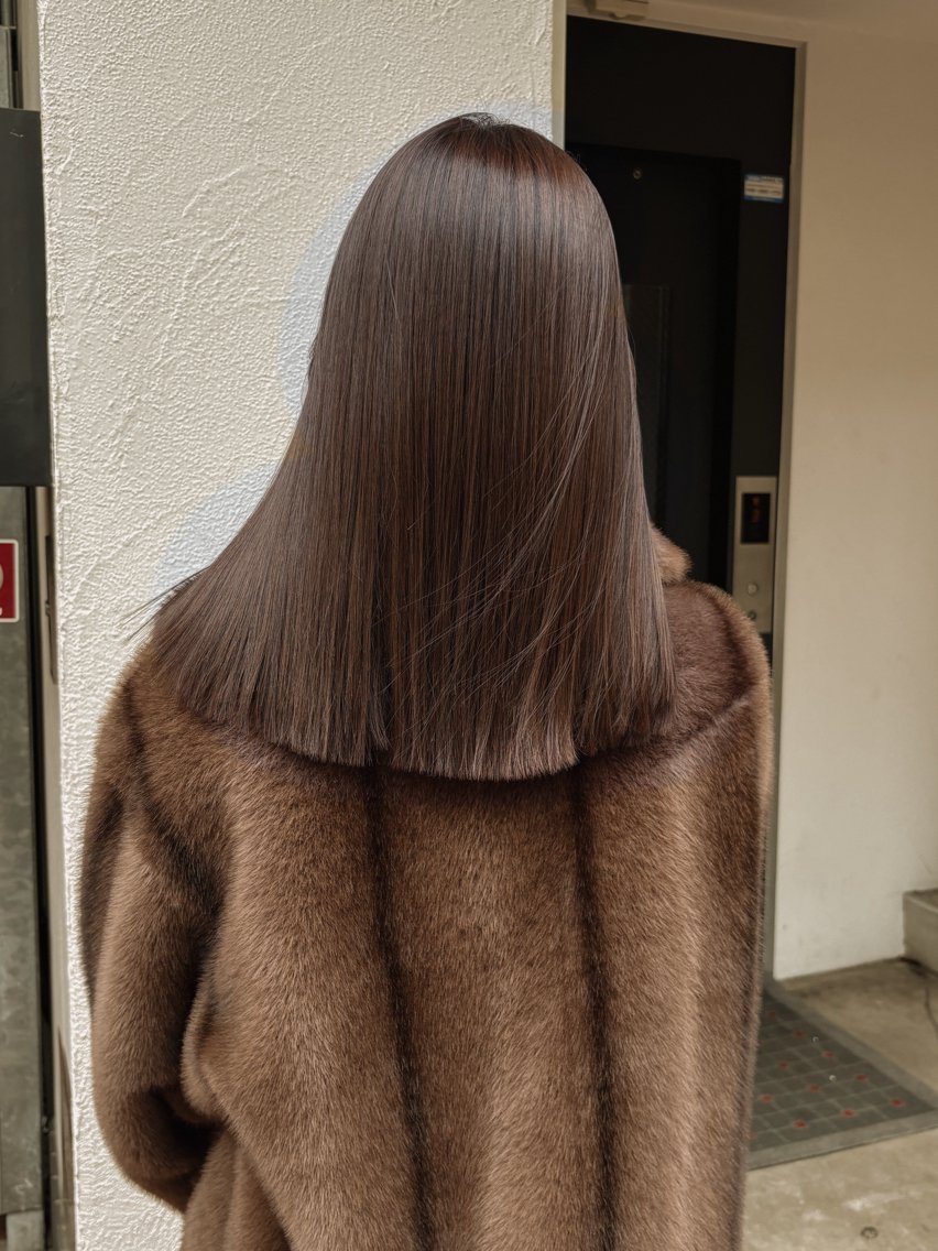 ミディアム カラー ヘアカラー トリートメント ヘアセット 切りっぱなしヘアボブ ミディアムヘアRYOのヘアスタイル