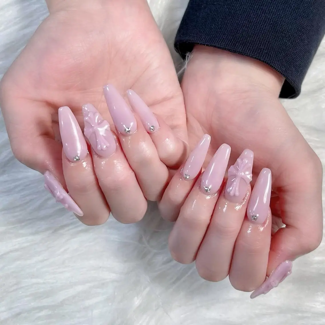 ネイル 長さ出し フレンチネイル グラデーション キラキラネイル 韓国ネイル ハンドネイル Hana Nail Salonのネイルデザイン