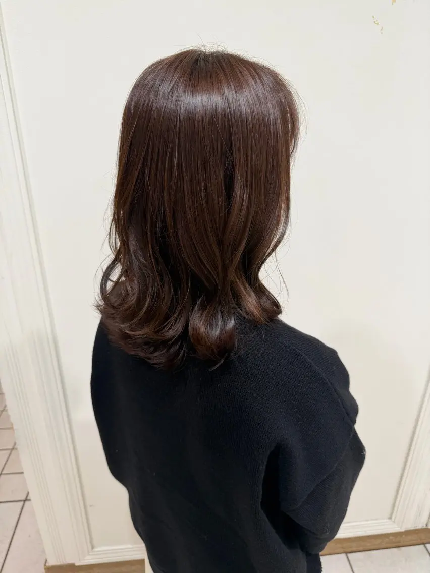 セミロング カラー 片山千晴✨ツヤ髪カラ ー✨レイヤーカット✨のヘアスタイル