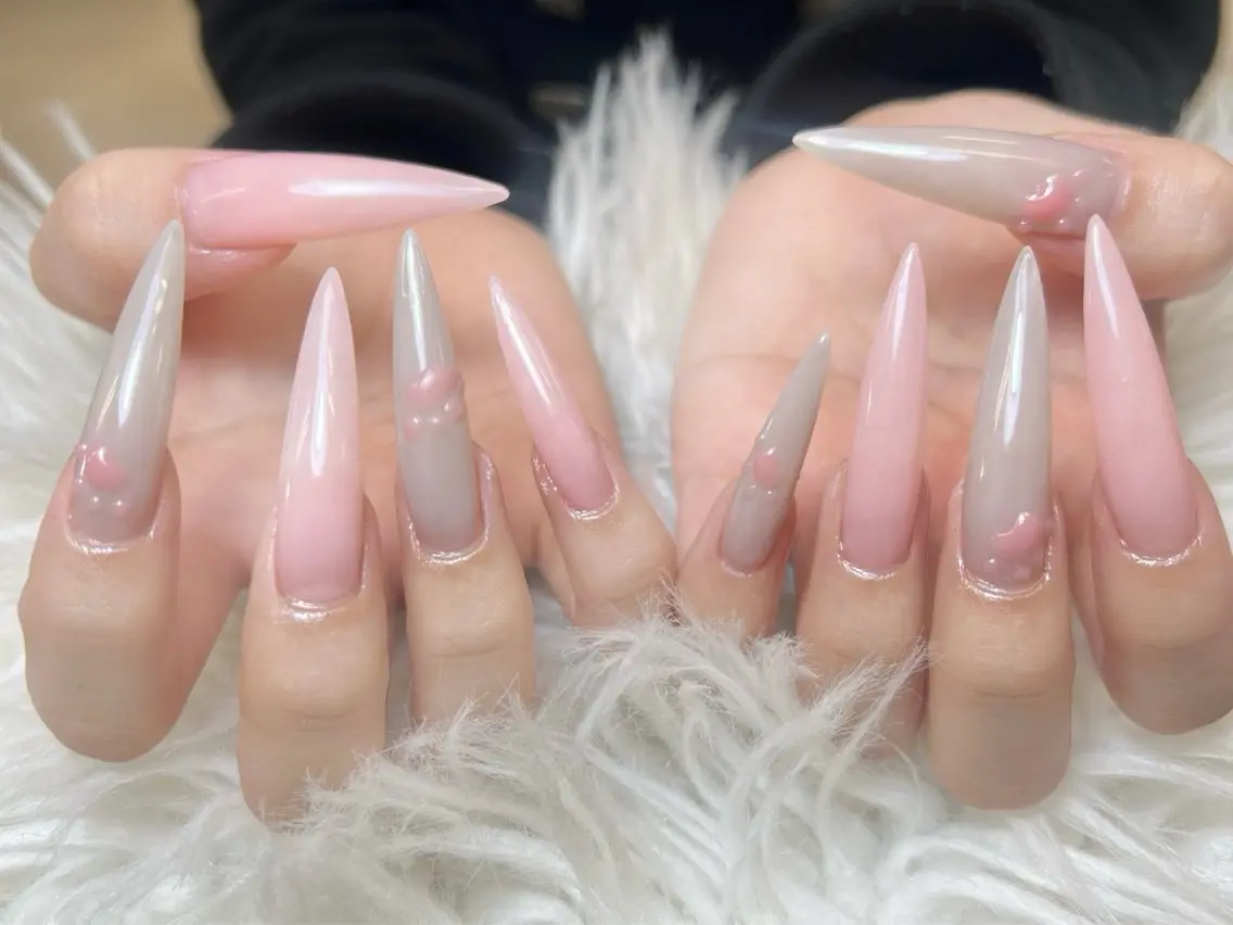 ネイル チークネイル 長さ出し フラッシュネイル ハート キラキラネイル ハンドネイル Kei Nailのネイルデザイン