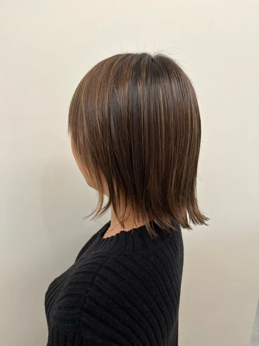ミディアム カット 喜多村 理晴のヘアスタイル