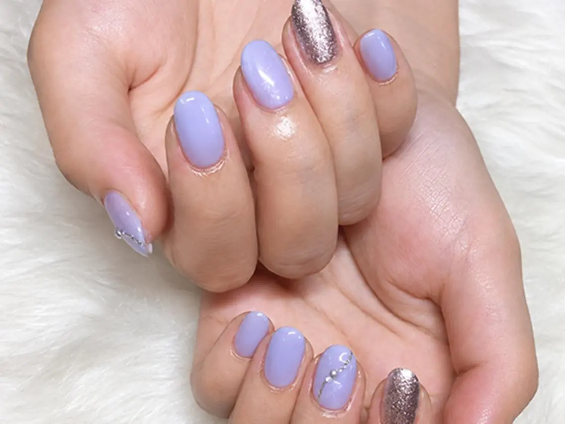 ネイル パープル シンプルネイル ハンドネイル Airi. kのネイルデザイン