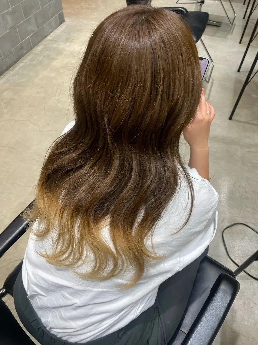 カラー グラデーションカラー 🎀艶ハイトーン特化 🎀セナのヘアスタイル