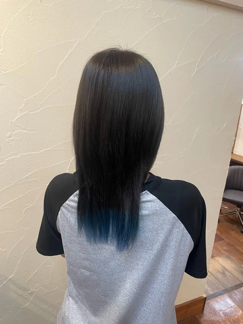 カラー 毛戸 敦也のヘアスタイル