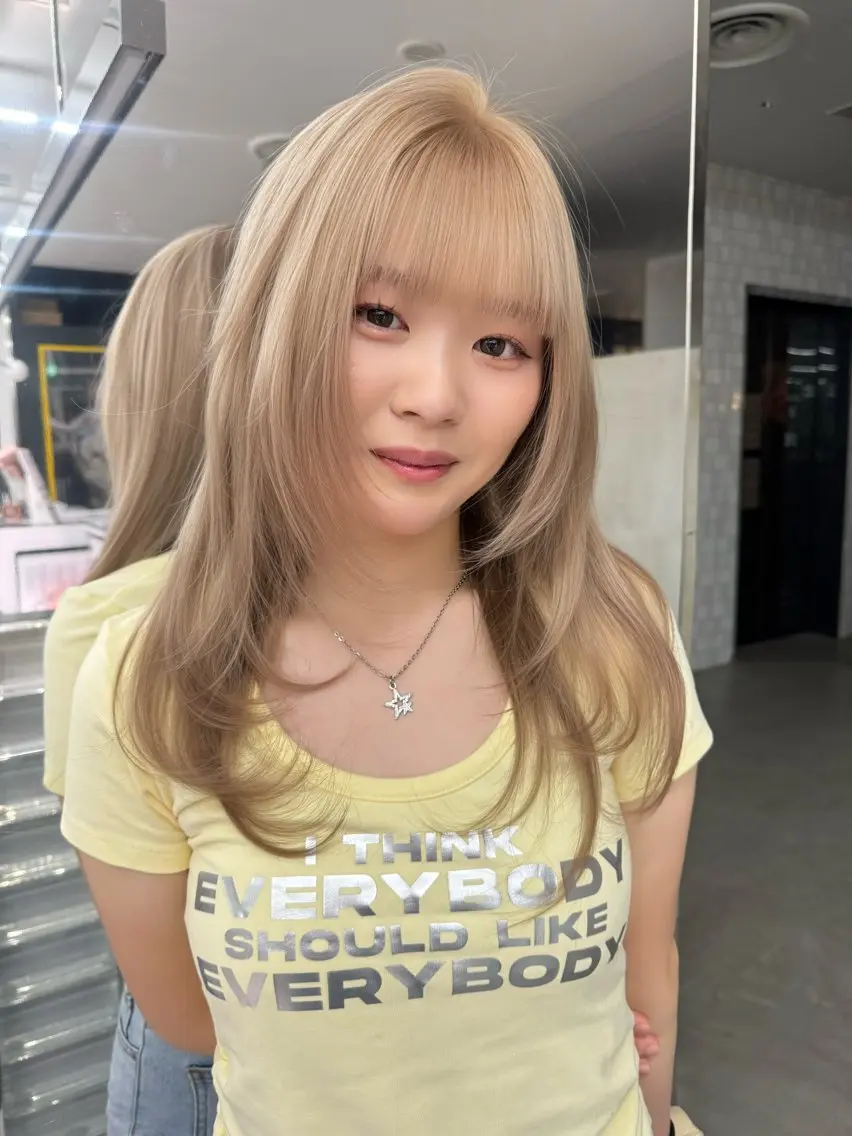 ロング レイヤー特化美容師 🍬LANA🍬のヘアスタイル