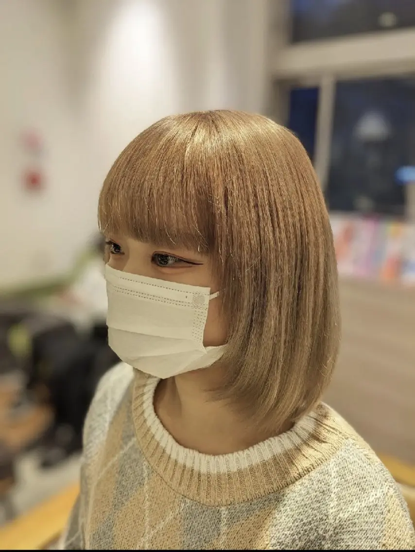 ミディアム 顔まわりレイヤー 顔周りカット レイヤーカット カット 橋本 健聖のヘアスタイル