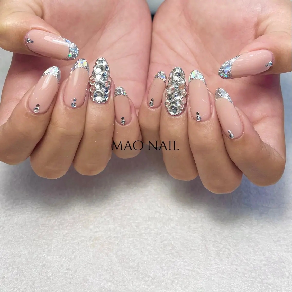 ロング ハンドネイル &MERCI nail maoのネイルデザイン