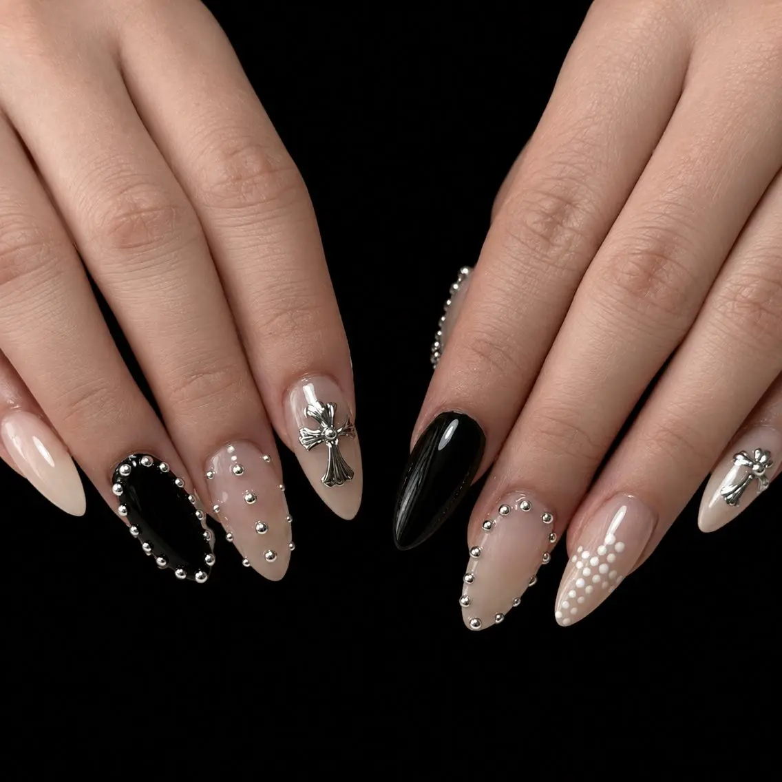 ネイル フレンチネイル ジェルネイル 韓国ネイル マグネットネイル 持ち込み ハンドネイル Royal Nail-RINAのネイルデザイン