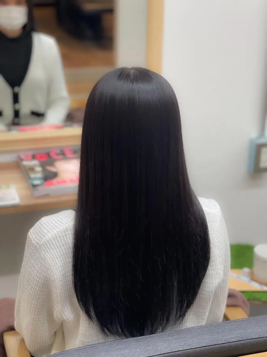 【艶さら髪】カット+髪質改善酸熱トリートメントの写真