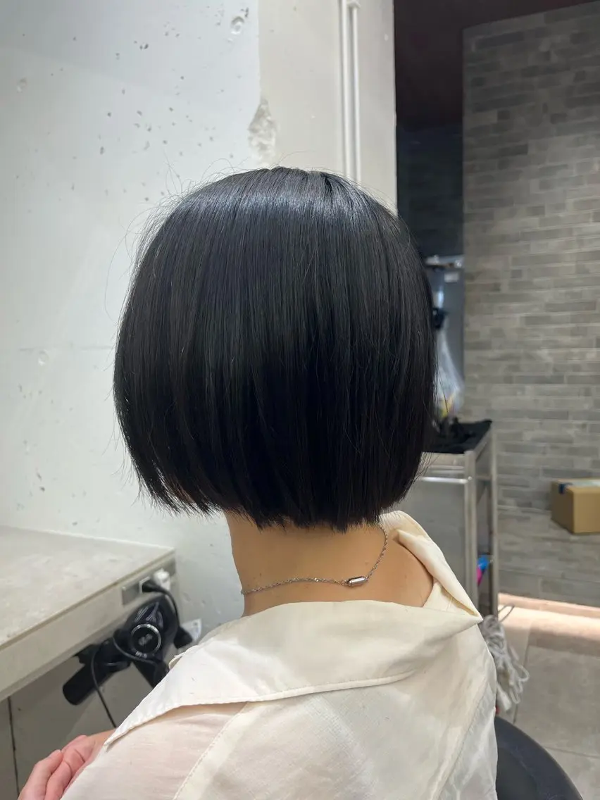 ショート 縮毛矯正⚡️カラー いいじまのヘアスタイル