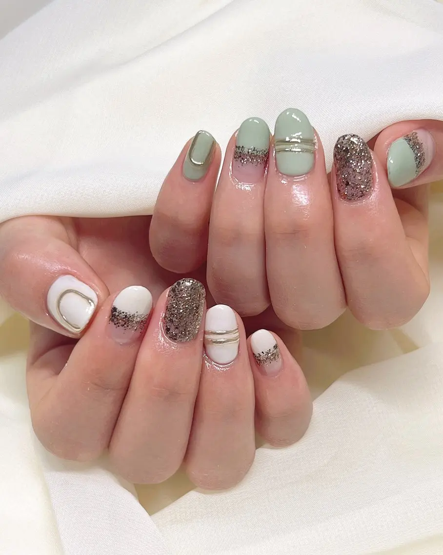 ネイル アートネイル ニュアンスネイル nail salon MUAのネイルデザイン