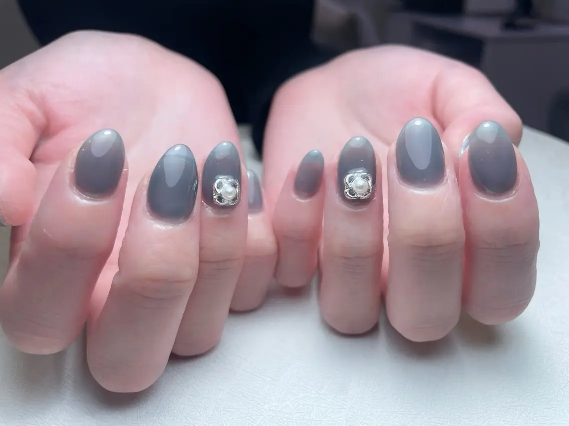 ネイル ジェルネイル ラメ(グリッター) ラメグラデーション マグネットネイル ワンカラーネイル MEO NAIL 研修ネイリストのネイルデザイン