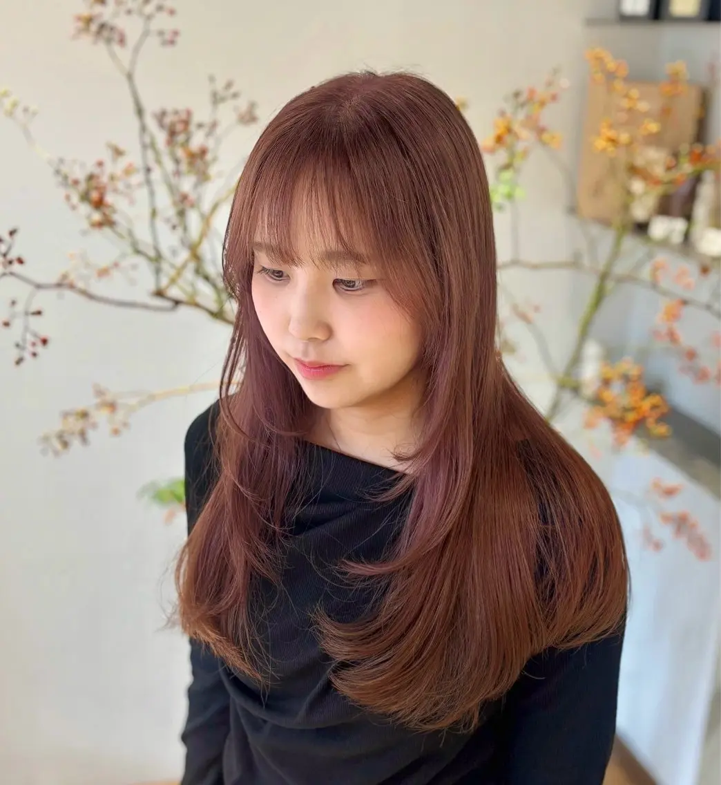 ロング カラー ベージュカラー ブリーチ ピンクカラー ピンクベージュ 白土 さくらのヘアスタイル