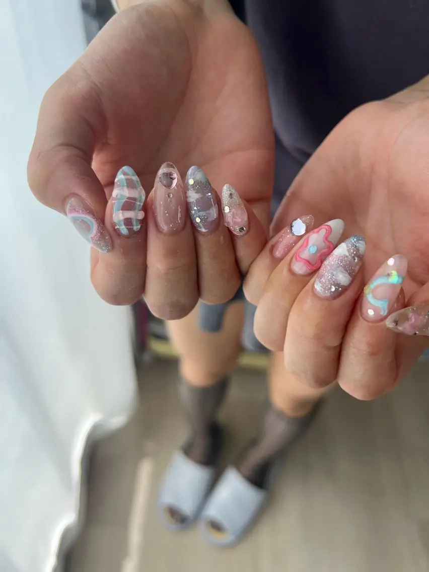 ネイル nailartist lisaのネイルデザイン