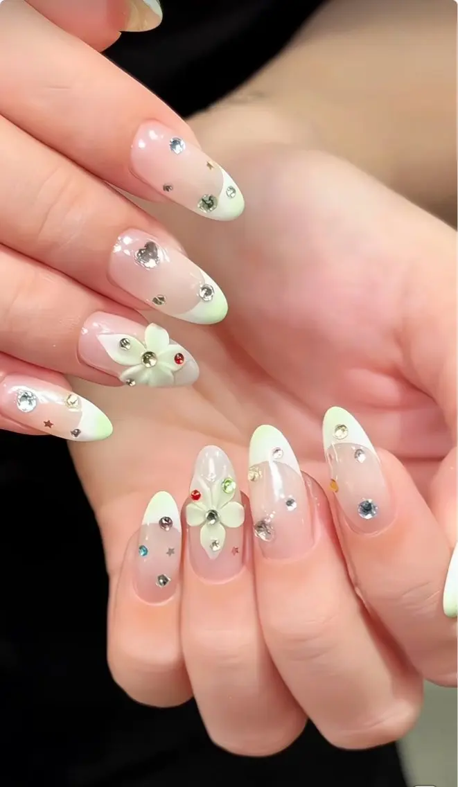 ネイル チークネイル 長さ出し フットネイル ジェルネイル 卒業式 𝓐𝓷𝓻𝓲 XiinhNailのネイルデザイン