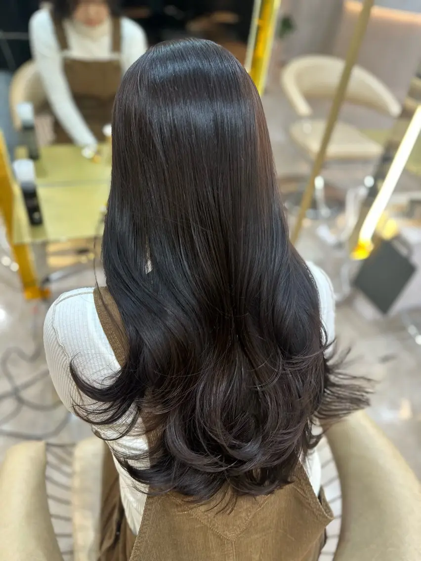ロング カラー カット ヘアカラー トリートメント Akane レイヤー/艶カラーのヘアスタイル