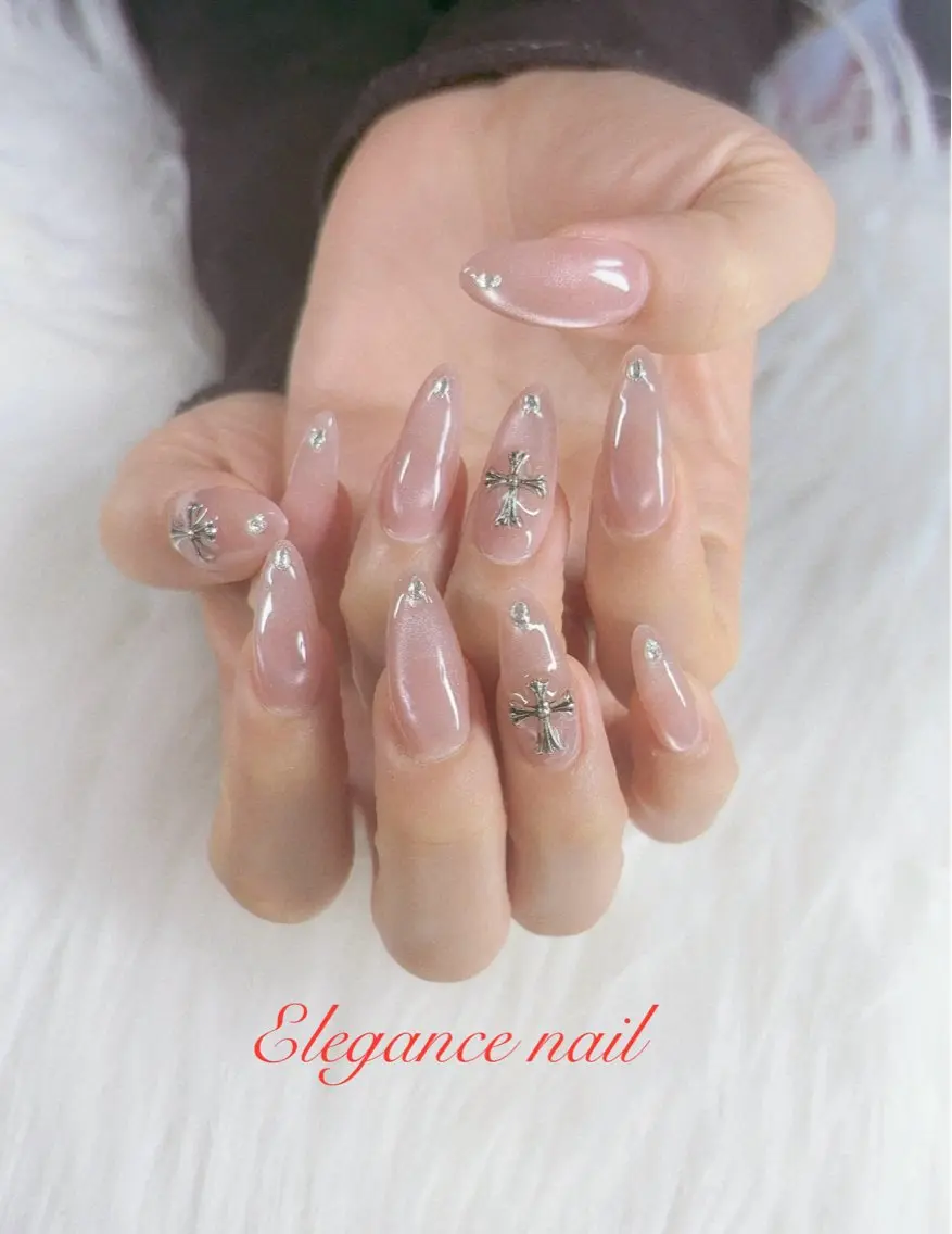 ネイル Elegance Nail本厚木店舗のネイルデザイン