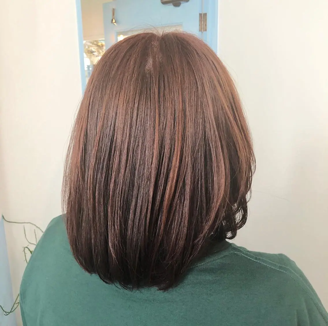 ミディアム カラー つばた みゆ🦋のヘアスタイル