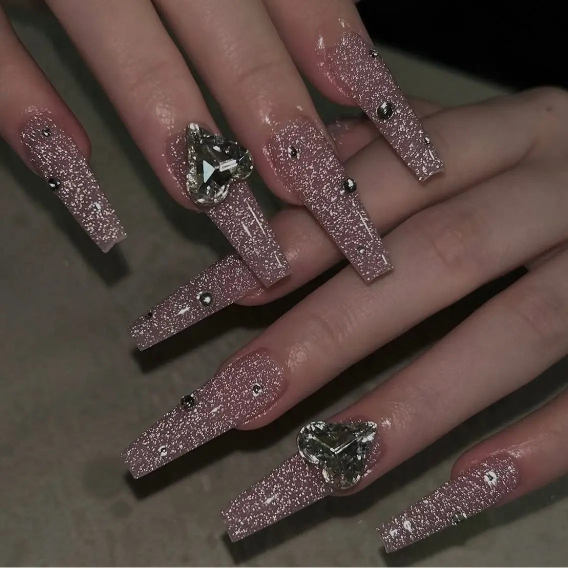 ネイル アートネイル ボルドー フレンチネイル ジェルネイル 氷ネイル・うるうるネイル ハンドネイル Julie NailSalonのネイルデザイン