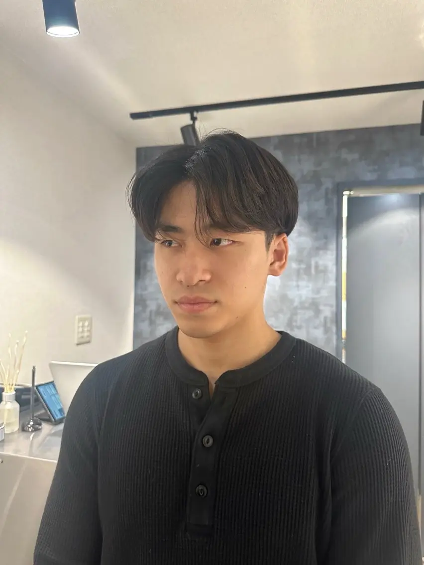 ミディアム カラー メンズ ミディアムパーマ センターパート メンズパーマ メンズウルフカット ウルフカット 💈原宿指名No.1 センターパート💈のヘアスタイル