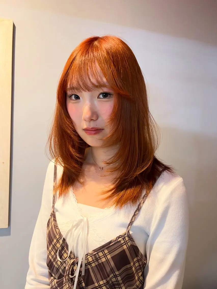 ブリーチ+オンカラー (1ブリーチorリタッチ)の写真