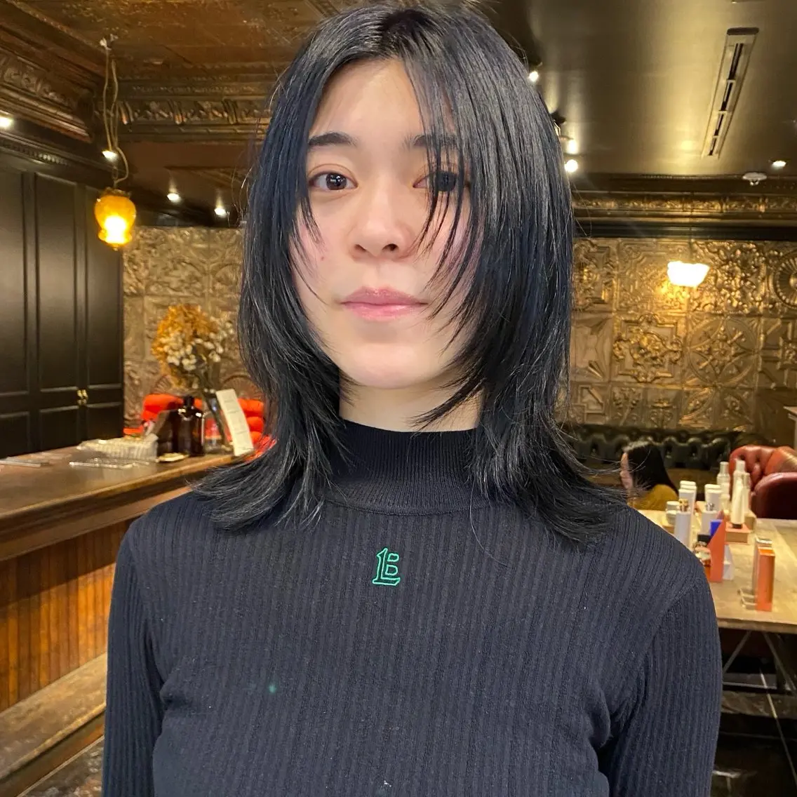 ミディアム カラー 黒髪 ブルーカラー ブルーブラック 💈ishizuka seiji💈のヘアスタイル
