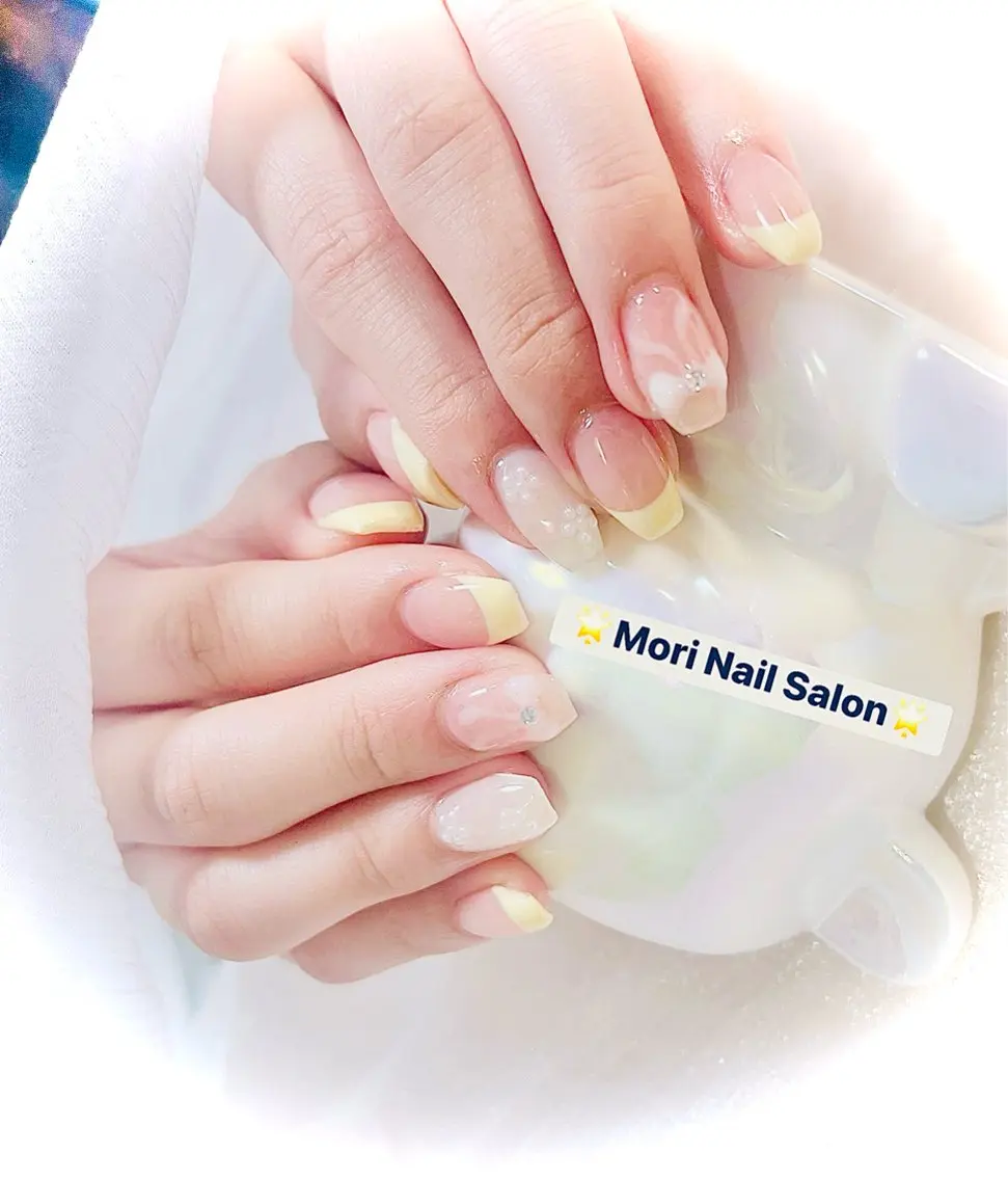 「おすすめ」🌟フリーデザイン「BASIC」💅🏻「お店のおすすめサンプル」💗「シンプルのアート」✨「オフ込み」🎶の写真