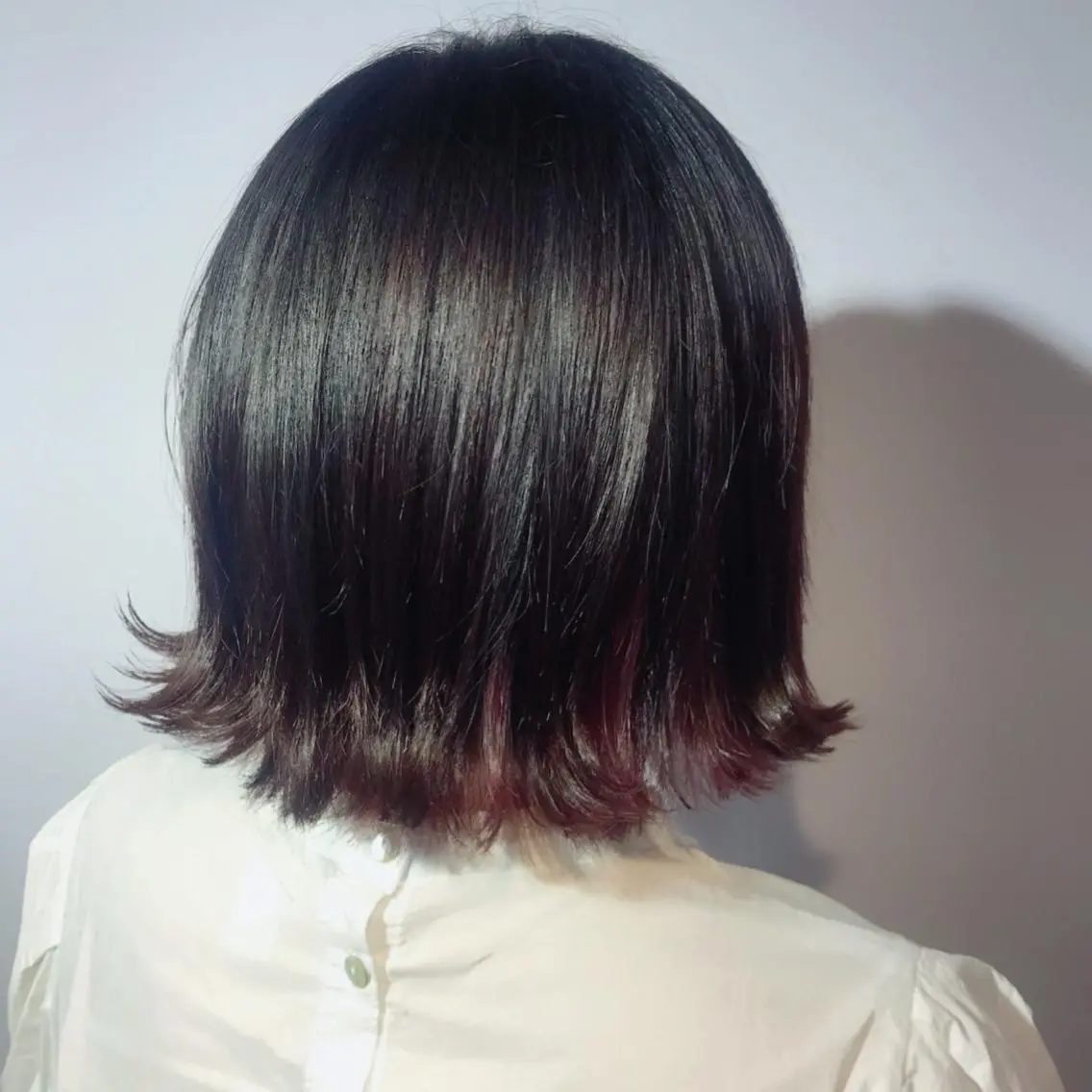 ミディアム ボブ 外ハネヘア カット 🩵MAI🩵 レイヤーカットのヘアスタイル